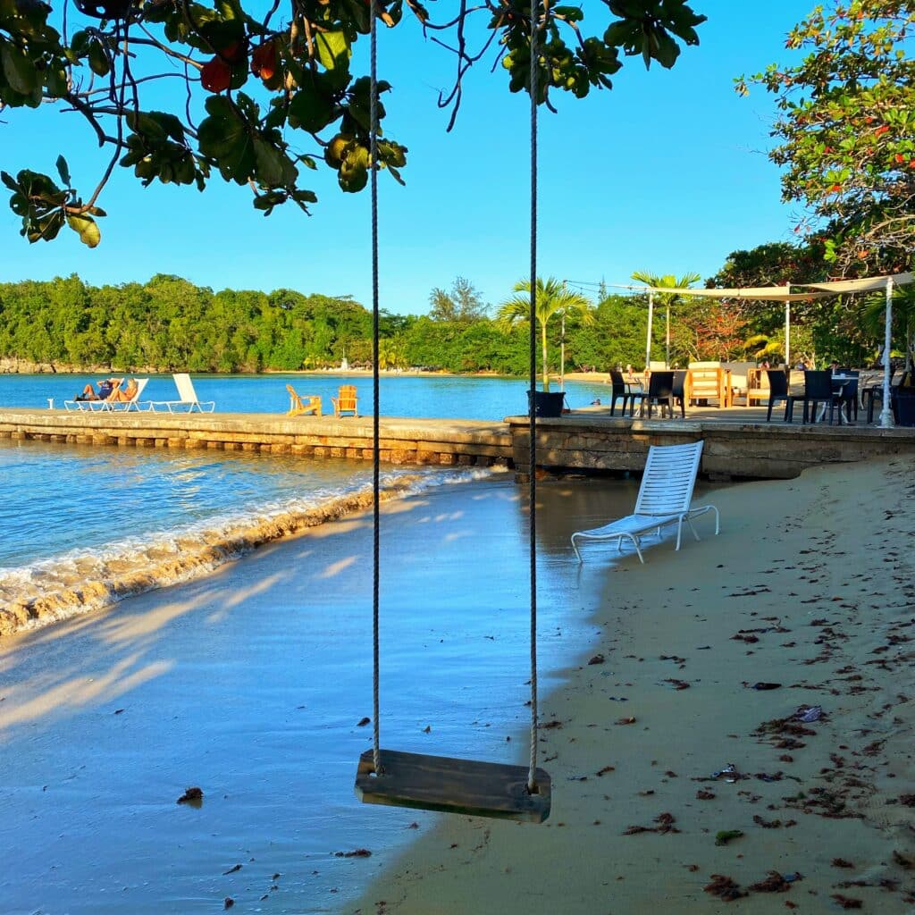 A swing at the Kaz Kreol Beach Lodge